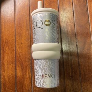 كوب بيج هادئ