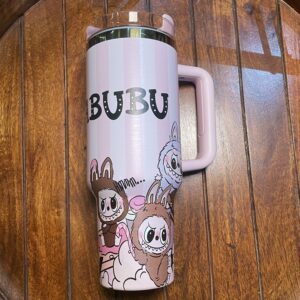 كوب أنيق بلون وردي ناعم مخطط ب اللون الابيض