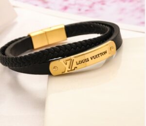 سوار أنيق باللون البني الغامق