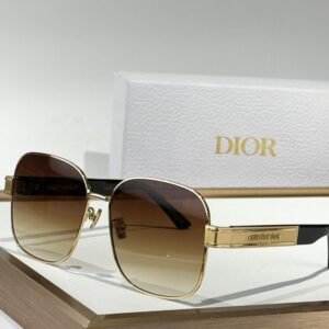 نظارة شمسية ديور (Dior)