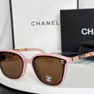نظارة شمسية CHANEL شانيل وردية
